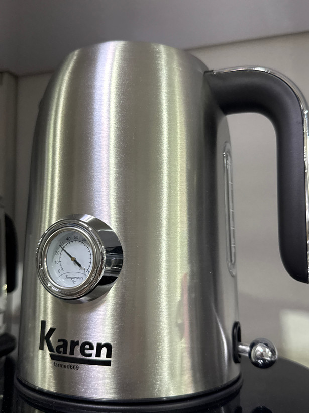 چایساز کارن مدل TM-7301 | کتری استیل دماسنجدار با قوری شیشهای