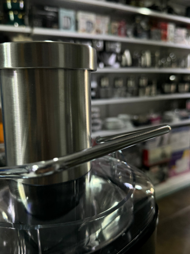 آبمیوه گیری ازور AZUR مدل AZ-222JC توان ۱۰۰۰ وات