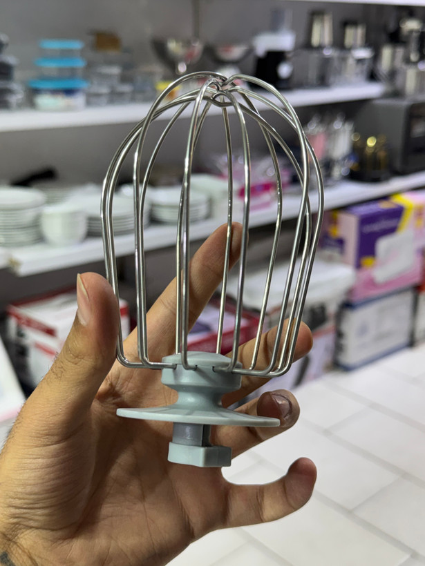 همزن کاسهدار بونیتو مدل HM-800 توان ۸۰۰ وات ظرفیت ۴.۵ لیتر
