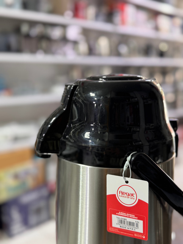 کتری ترموس / فلاسک پمپی استیل رگال مدل TSA-0 ظرفیت ۴.۵ لیتر
