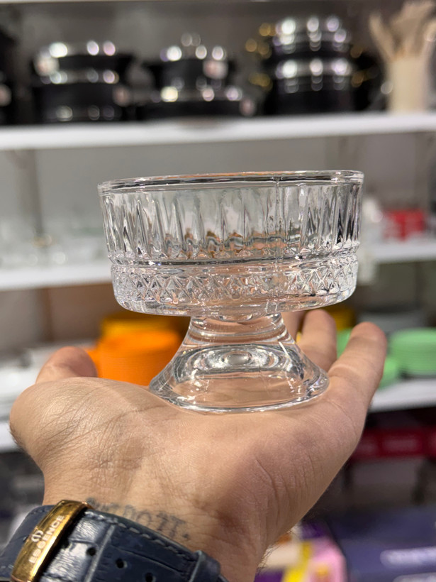 کاسه دسرخوری و ژلهخوری پایهدار Deli Glass؛ هنرنمایی شما در میز مهمانی