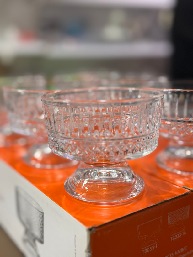 کاسه دسرخوری و ژلهخوری پایهدار Deli Glass؛ هنرنمایی شما در میز مهمانی