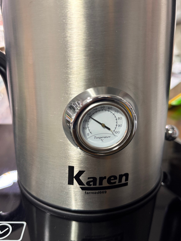 چای ساز کارن مدل TM-8583 | کتری و قوری شیشهای دیجیتال با توان 2200 وات