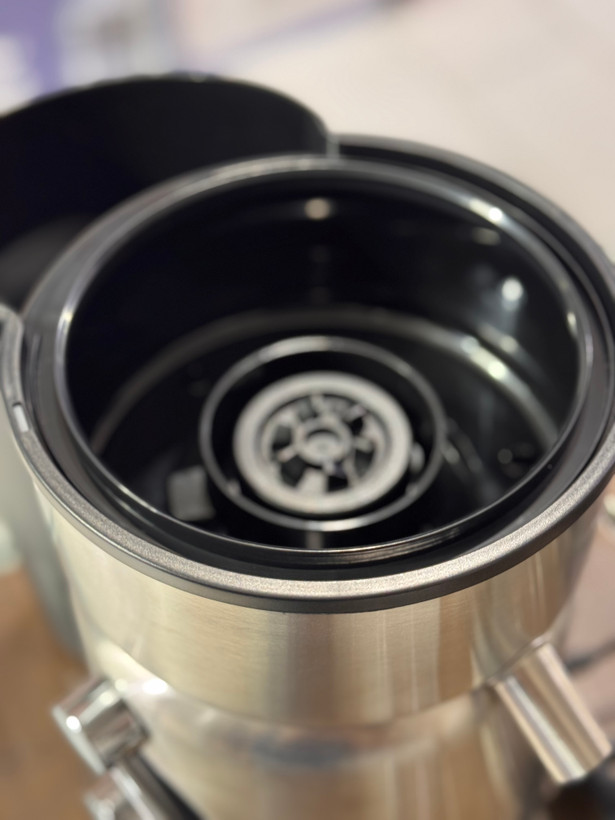 آبمیوه گیری ولتون مدل WJU-107
