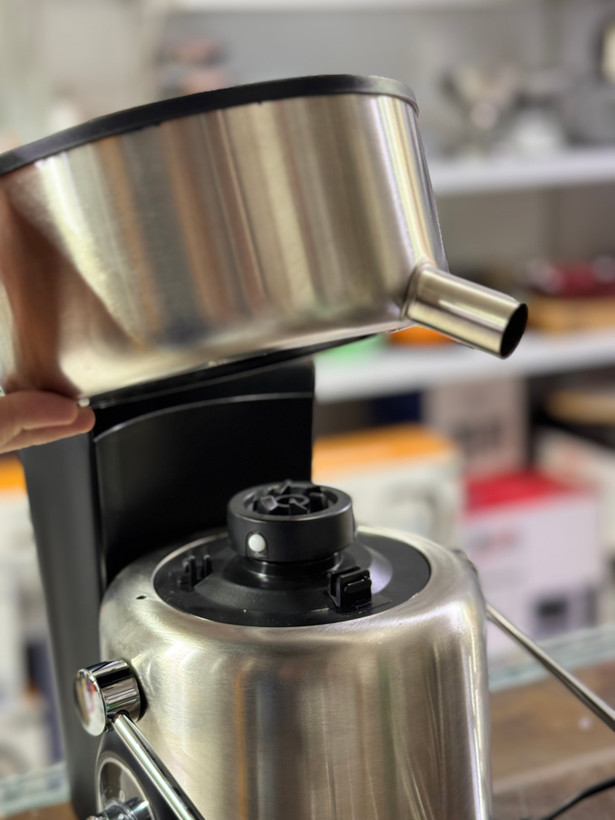 آبمیوه گیری ولتون مدل WJU-107