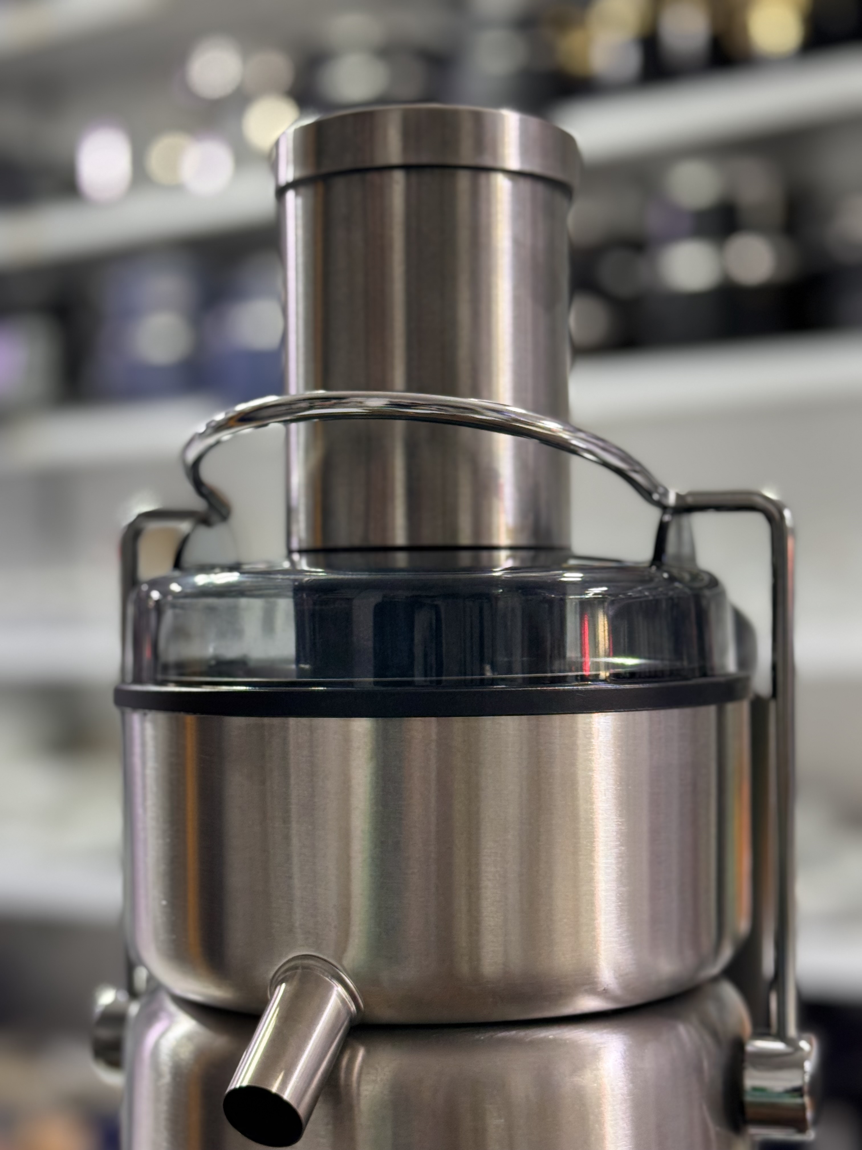 آبمیوه گیری ولتون مدل WJU-107