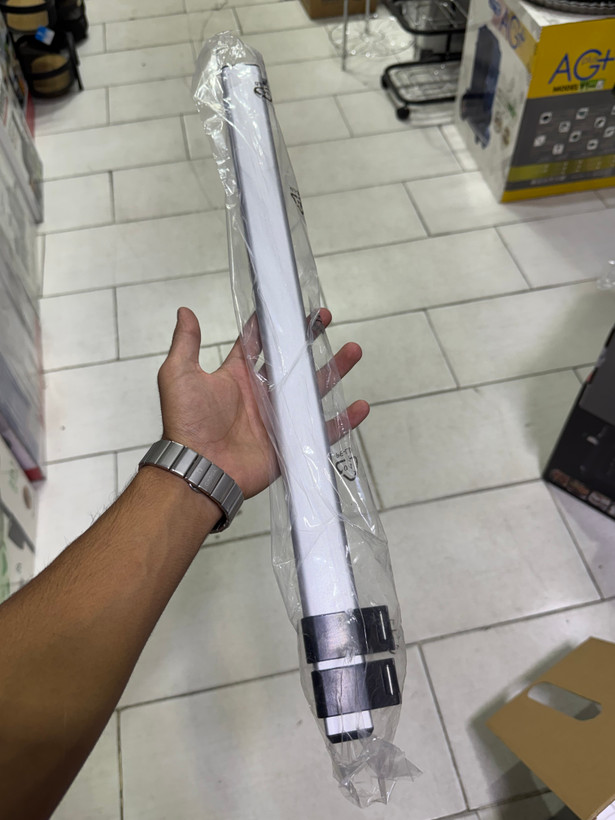 بخارگر ایستاده AEC مدل GS-820 با میز اتوکشی